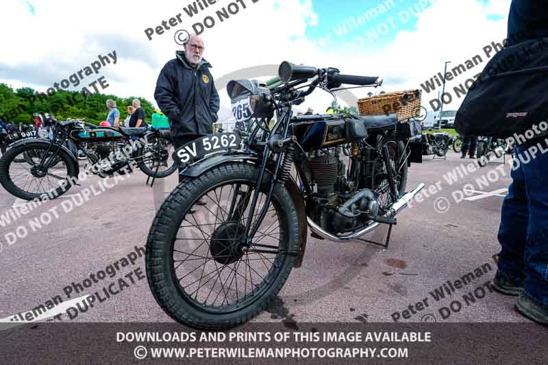 Vintage motorcycle club;eventdigitalimages;no limits trackdays;peter wileman photography;vintage motocycles;vmcc banbury run photographs